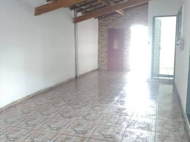 Casa para Venda em São José dos Campos - 5