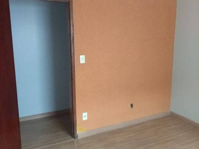 Casa para Venda em São José dos Campos - 5