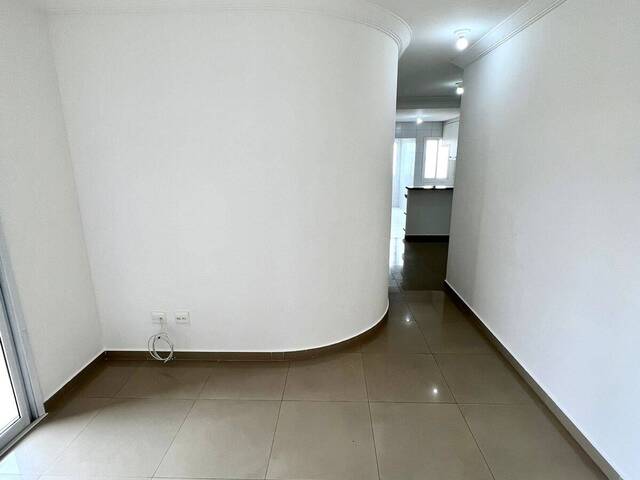 Apartamento Churrasqueira na Sacada para Locação em São José dos Campos - 4