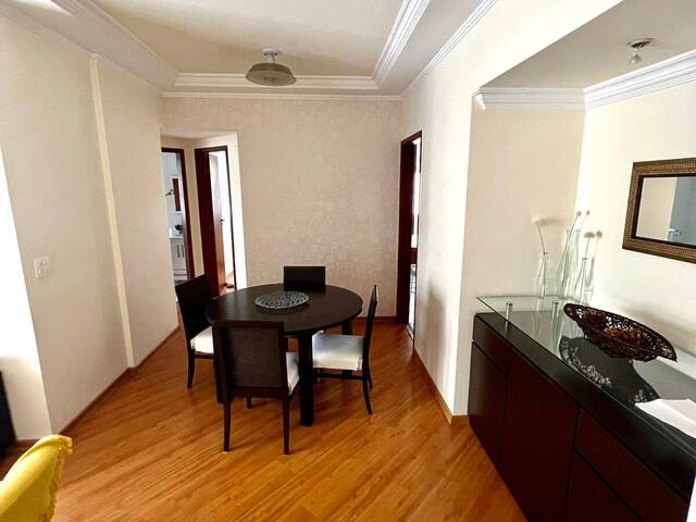 Apartamento para Venda em São José dos Campos - 2