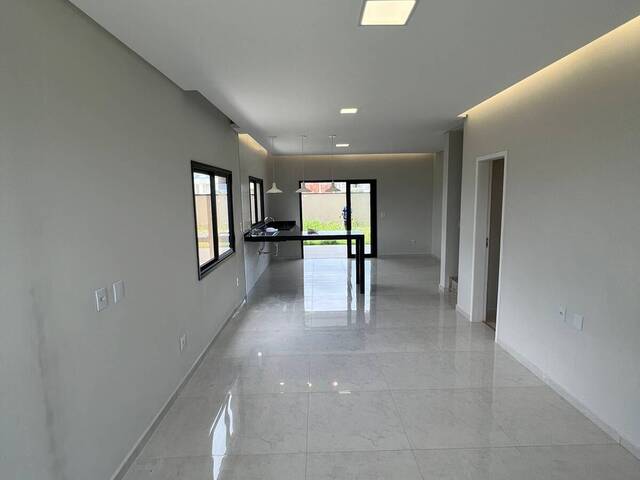 Casa em condomínio para Venda em Caçapava - 4