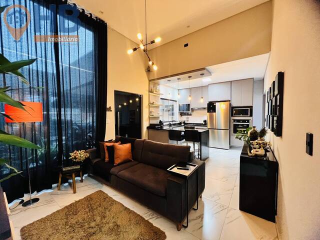 Casa para Venda em São José dos Campos - 4