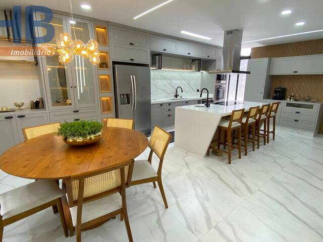 Casa para Venda em São José dos Campos - 5