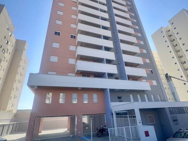 Apartamento para Venda em São José dos Campos - 2