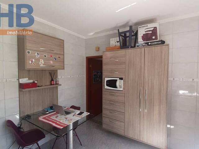 Casa para Venda em São José dos Campos - 4