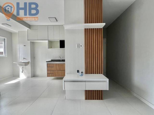 Venda em Condomínio Residencial Colinas do Paratehy - São José dos Campos
