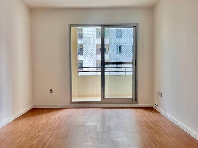 Apartamento para Venda em São José dos Campos - 4