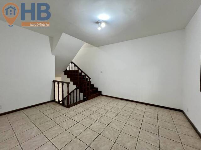 Casa para Venda em São José dos Campos - 4