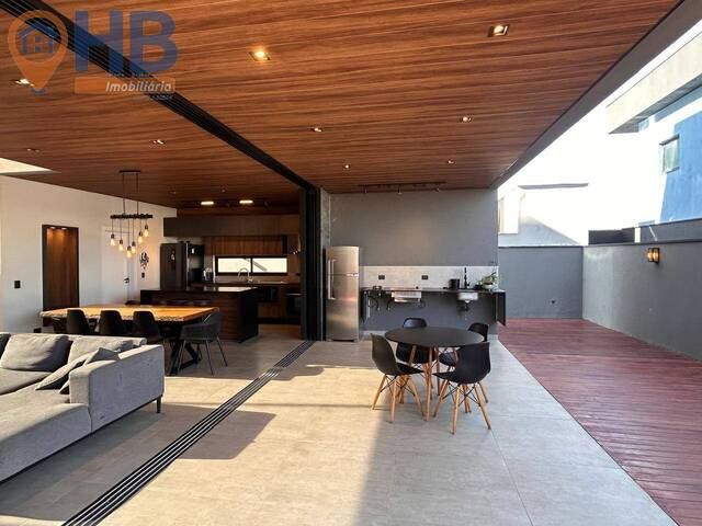 Casa para Venda em São José dos Campos - 3
